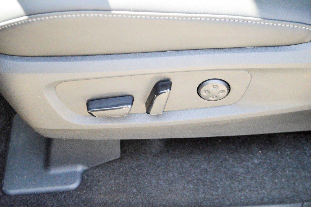 2025 INFINITI QX60 Vehicle Photo in Houston, TX 77090