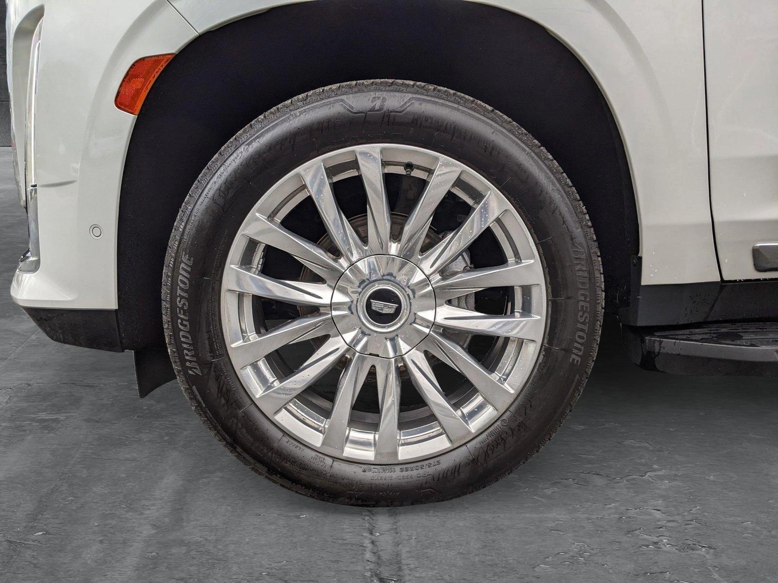 2022 Cadillac Escalade Vehicle Photo in TIMONIUM, MD 21093-2300