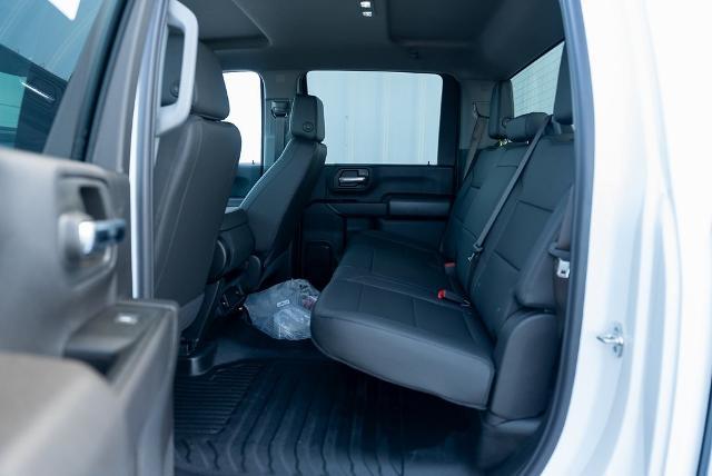 2025 Chevrolet Silverado 3500 HD Vehicle Photo in PLYMOUTH, MA 02360-4801
