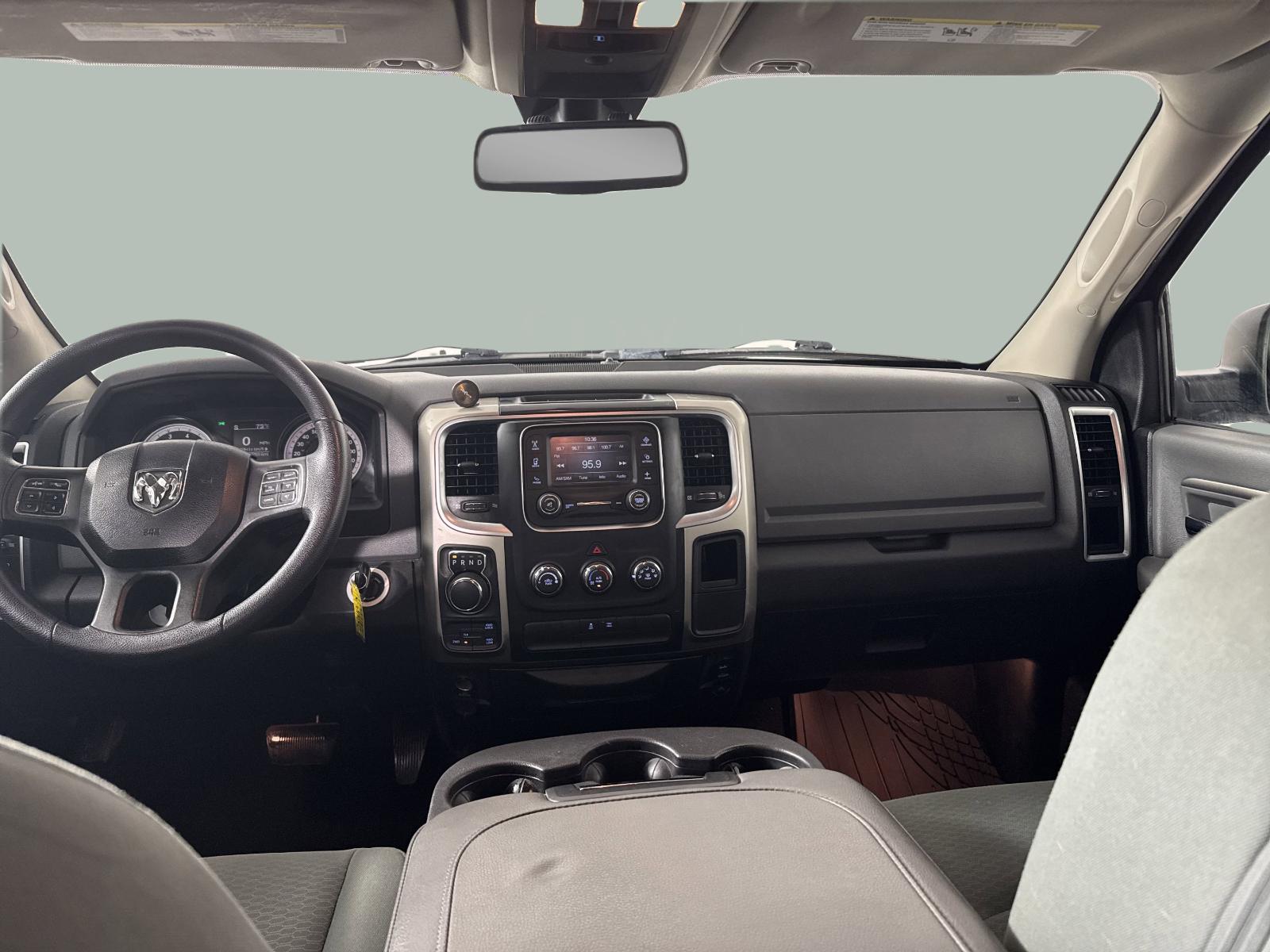 2015 Ram 1500 Vehicle Photo in GEORGETOWN, TX 78626-7508