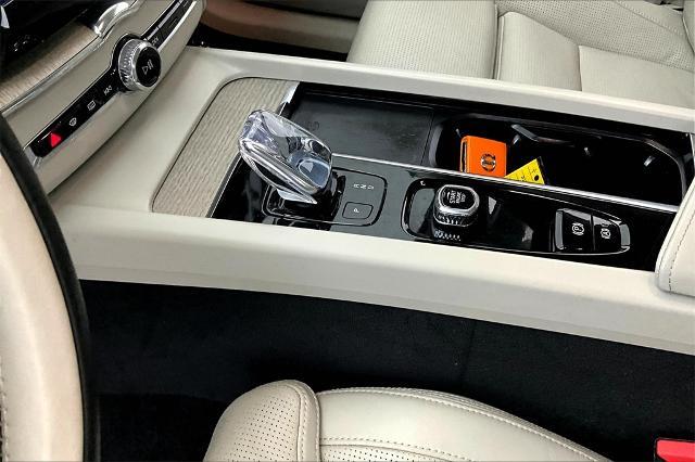 2022 Volvo XC60 Vehicle Photo in Grapevine, TX 76051