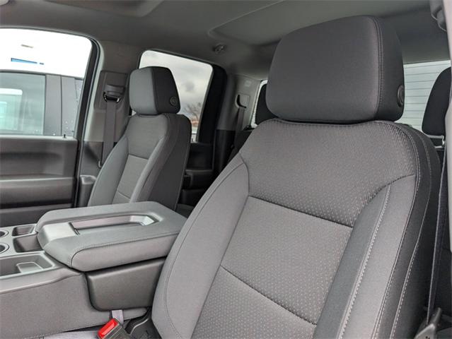 2025 Chevrolet Silverado 3500 HD Vehicle Photo in ENGLEWOOD, CO 80113-6708