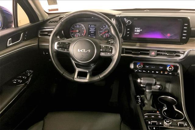 2024 Kia K5 Vehicle Photo in Lees Summit, MO 64086