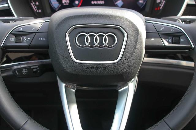 2024 Audi Q3 Vehicle Photo in SUGAR LAND, TX 77478