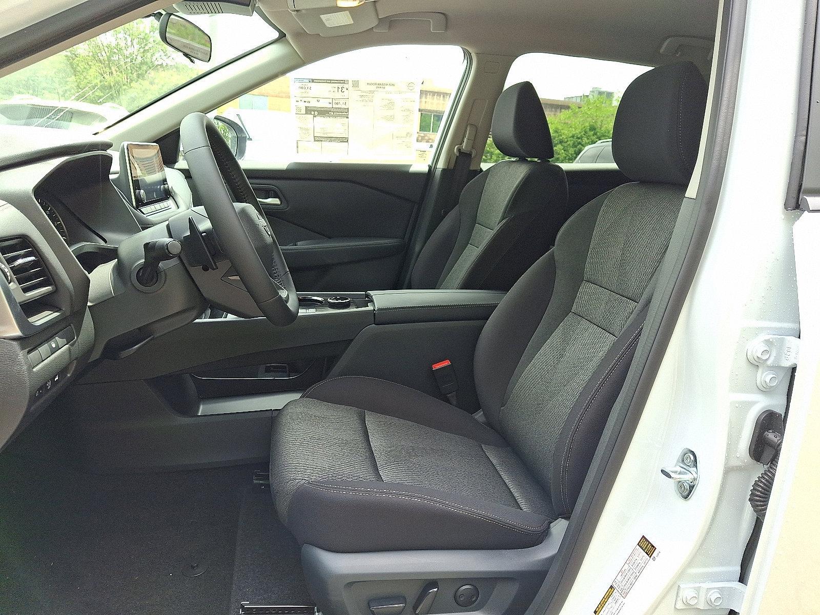 2025 Nissan Rogue Vehicle Photo in Jenkintown, PA 19046