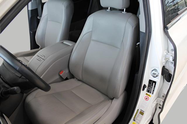 2016 Toyota Highlander Vehicle Photo in Green Bay, WI 54304