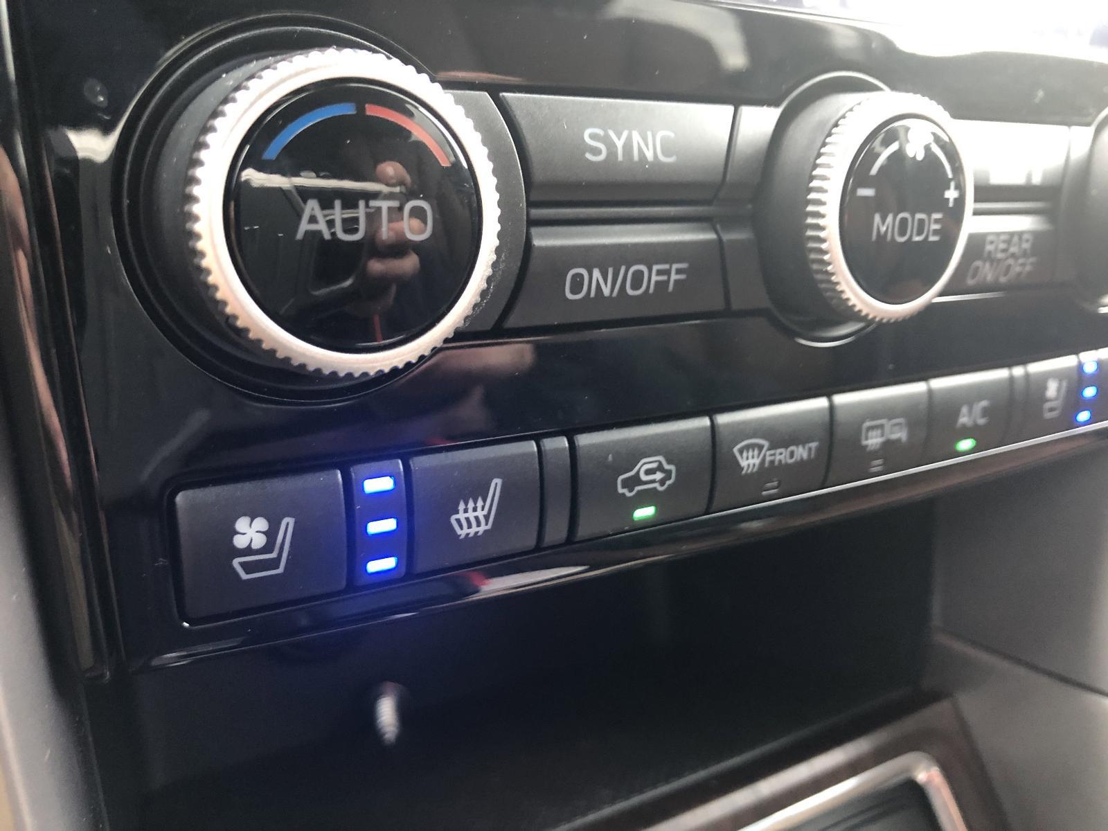 2022 Subaru Ascent Vehicle Photo in Mechanicsburg, PA 17050