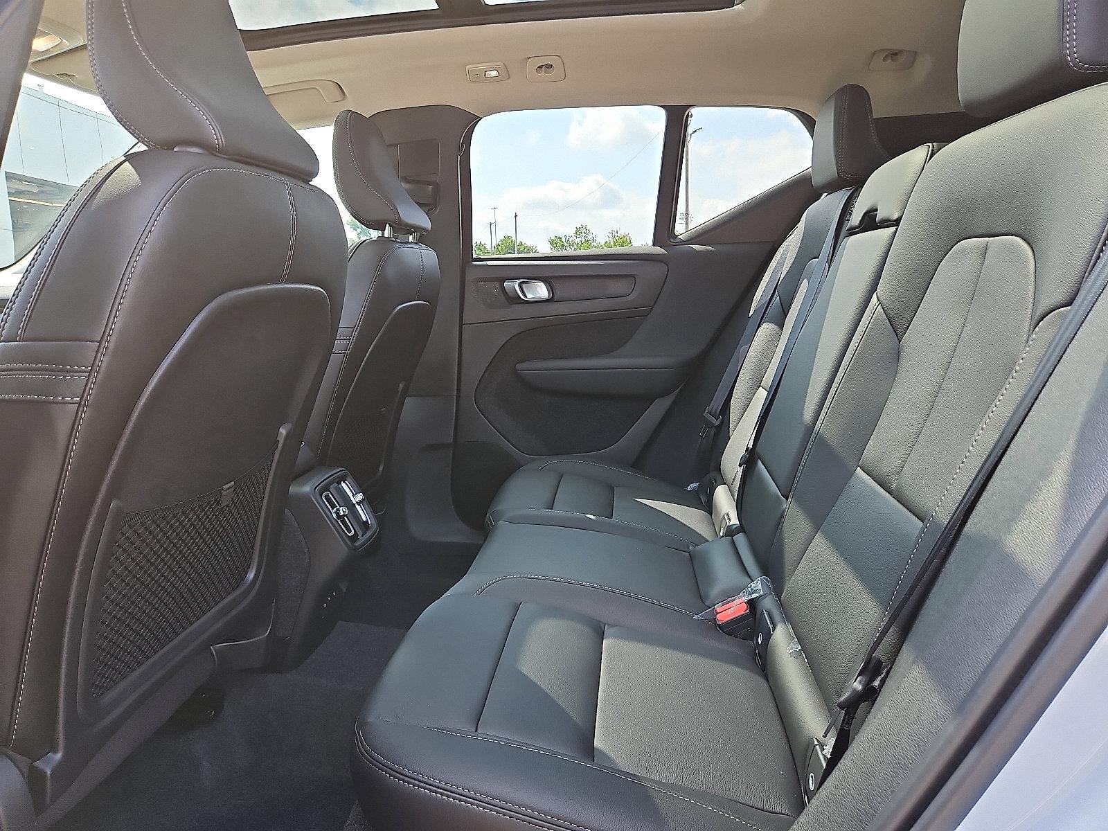 2026 Volvo XC40 Vehicle Photo in Trevose, PA 19053