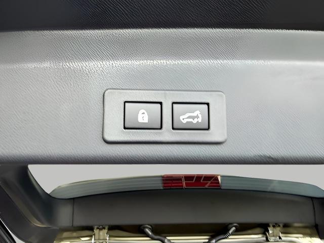 2025 Subaru Ascent Vehicle Photo in Oshkosh, WI 54904