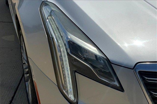 2019 Cadillac XTS Vehicle Photo in TOPEKA, KS 66609-0000