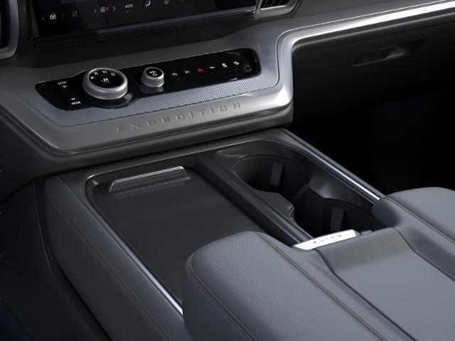 2025 Ford Expedition Max Vehicle Photo in Neenah, WI 54956