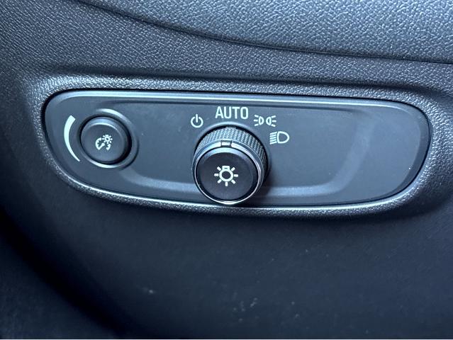 2024 Chevrolet Equinox Vehicle Photo in BEAUFORT, SC 29906-4218