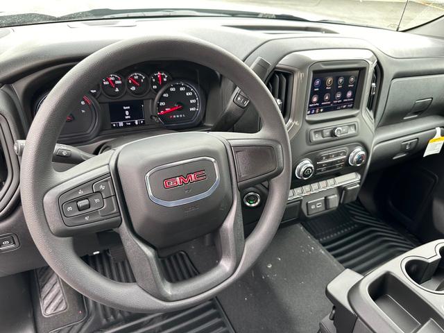 2024 GMC Sierra 1500 Vehicle Photo in LOWELL, MA 01852-4336