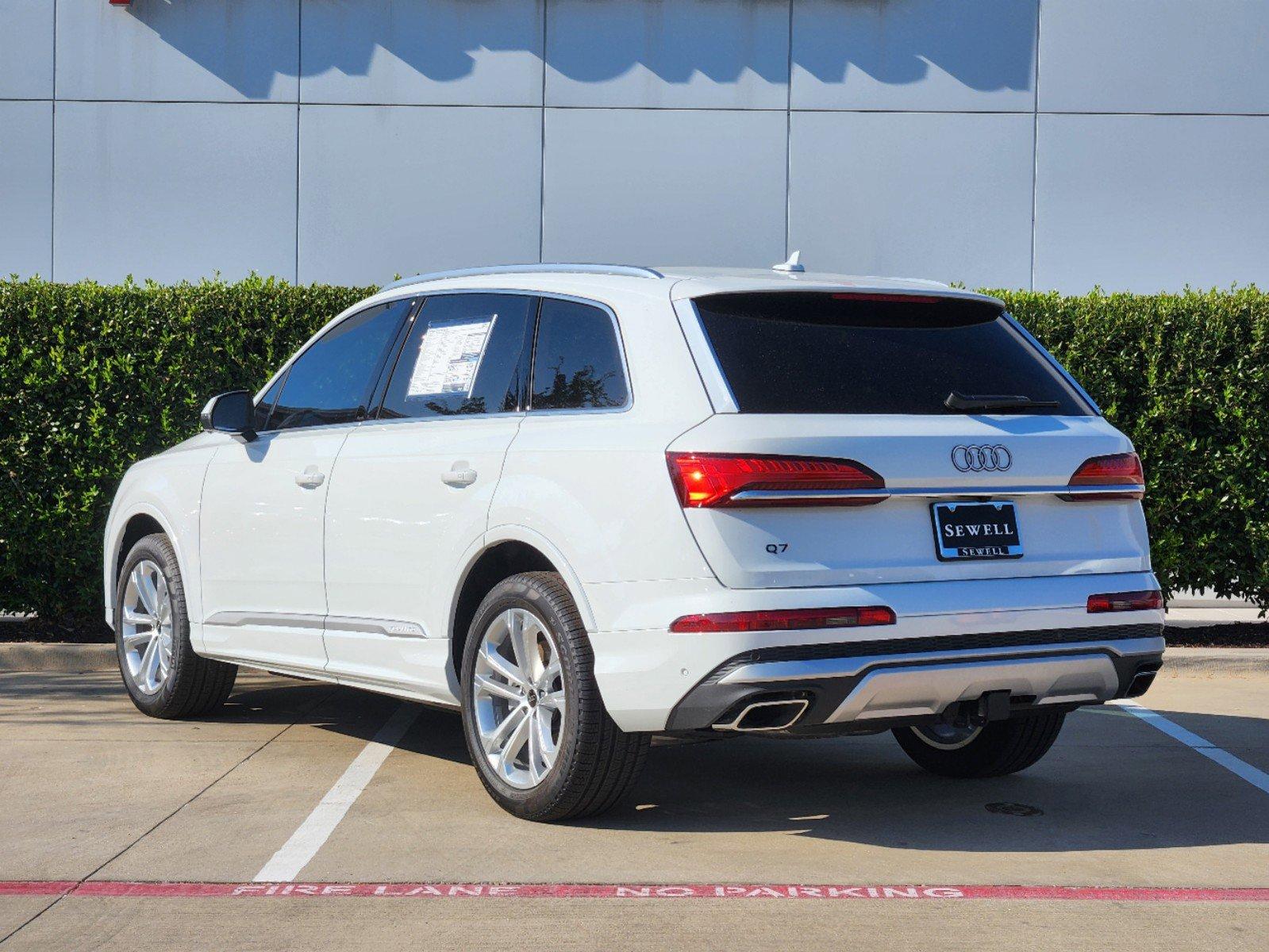 2025 Audi Q7 Vehicle Photo in MCKINNEY, TX 75070