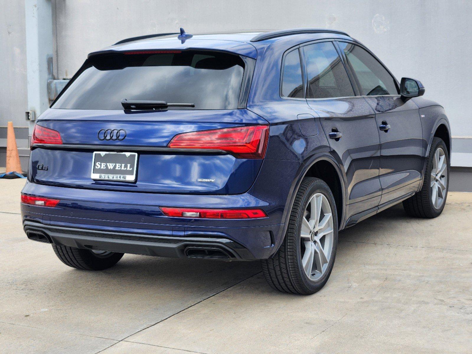 2025 Audi Q5 Vehicle Photo in SUGAR LAND, TX 77478