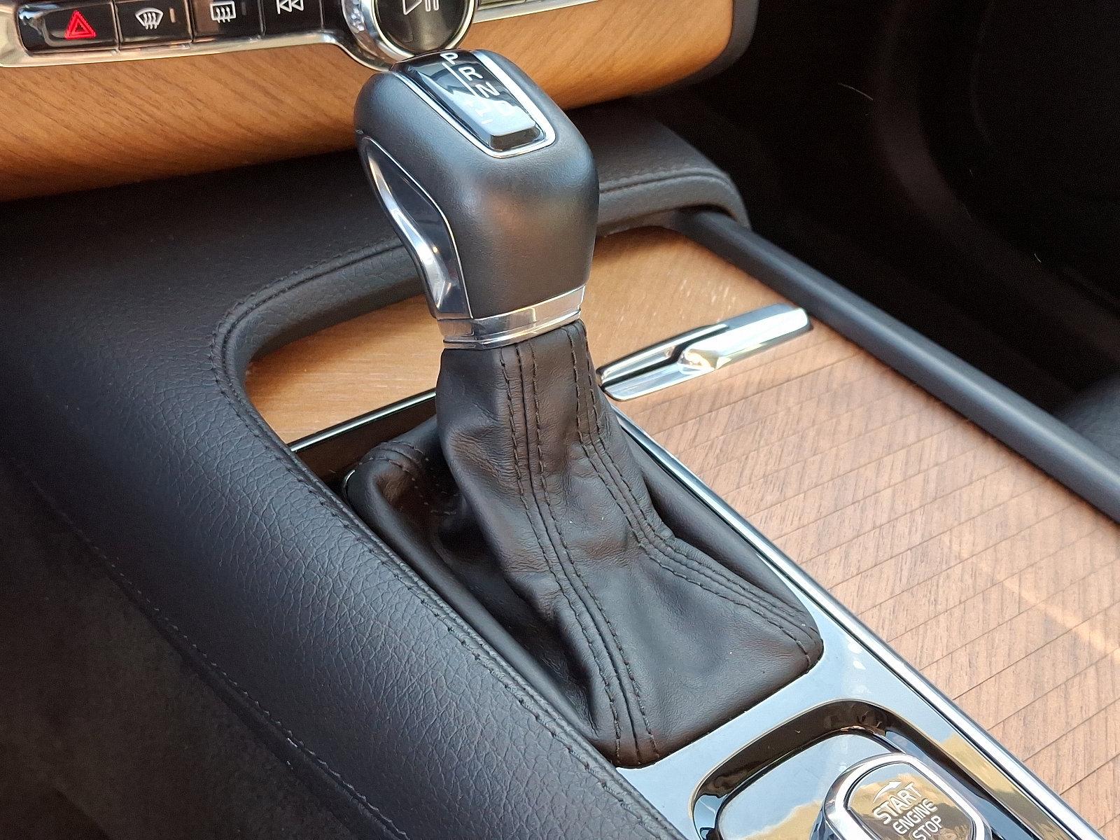 2022 Volvo XC90 Vehicle Photo in Trevose, PA 19053