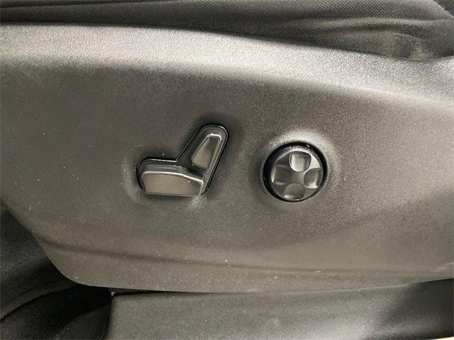 2022 Chrysler Pacifica Vehicle Photo in PORTLAND, OR 97225-3518