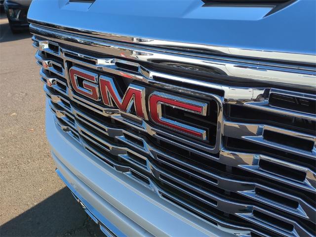 2025 GMC Sierra 1500 Vehicle Photo in GOODYEAR, AZ 85338-1310