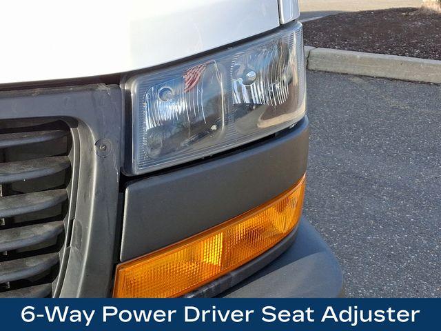 2023 GMC Savana Passenger 3500 Vehicle Photo in PAWLING, NY 12564-3219