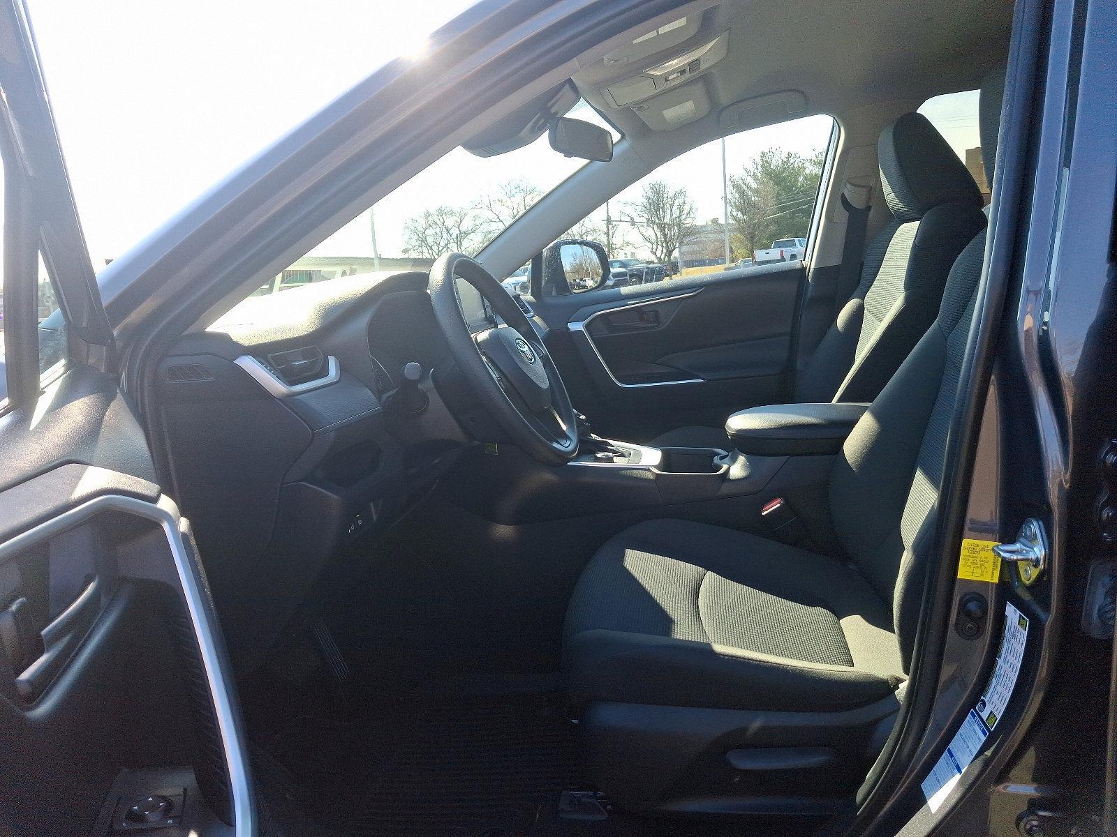 2022 Toyota RAV4 Vehicle Photo in Trevose, PA 19053