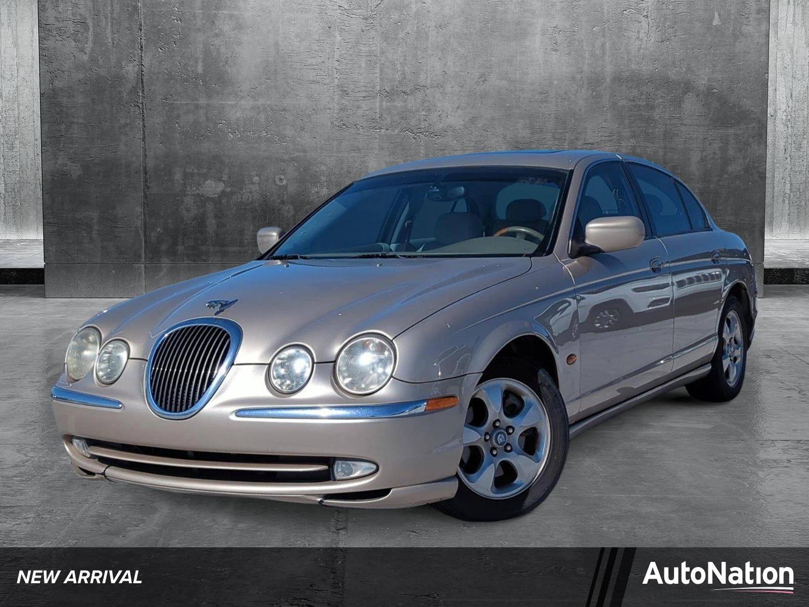 2001 Jaguar S-TYPE Vehicle Photo in Ft. Myers, FL 33907