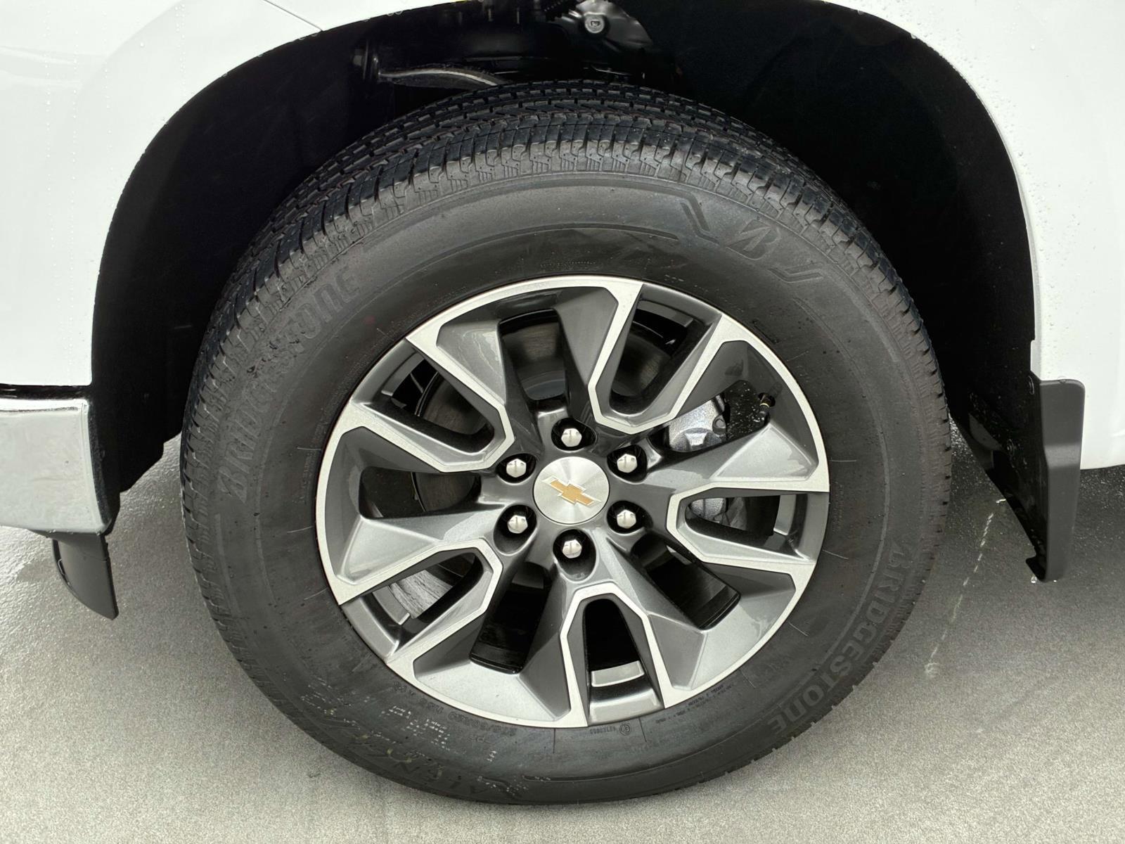 2025 Chevrolet Silverado 1500 Vehicle Photo in LOS ANGELES, CA 90007-3794