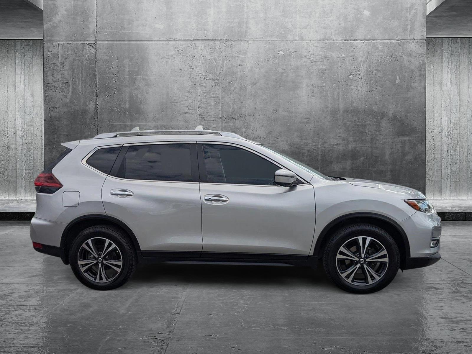 2019 Nissan Rogue Vehicle Photo in Miami, FL 33135