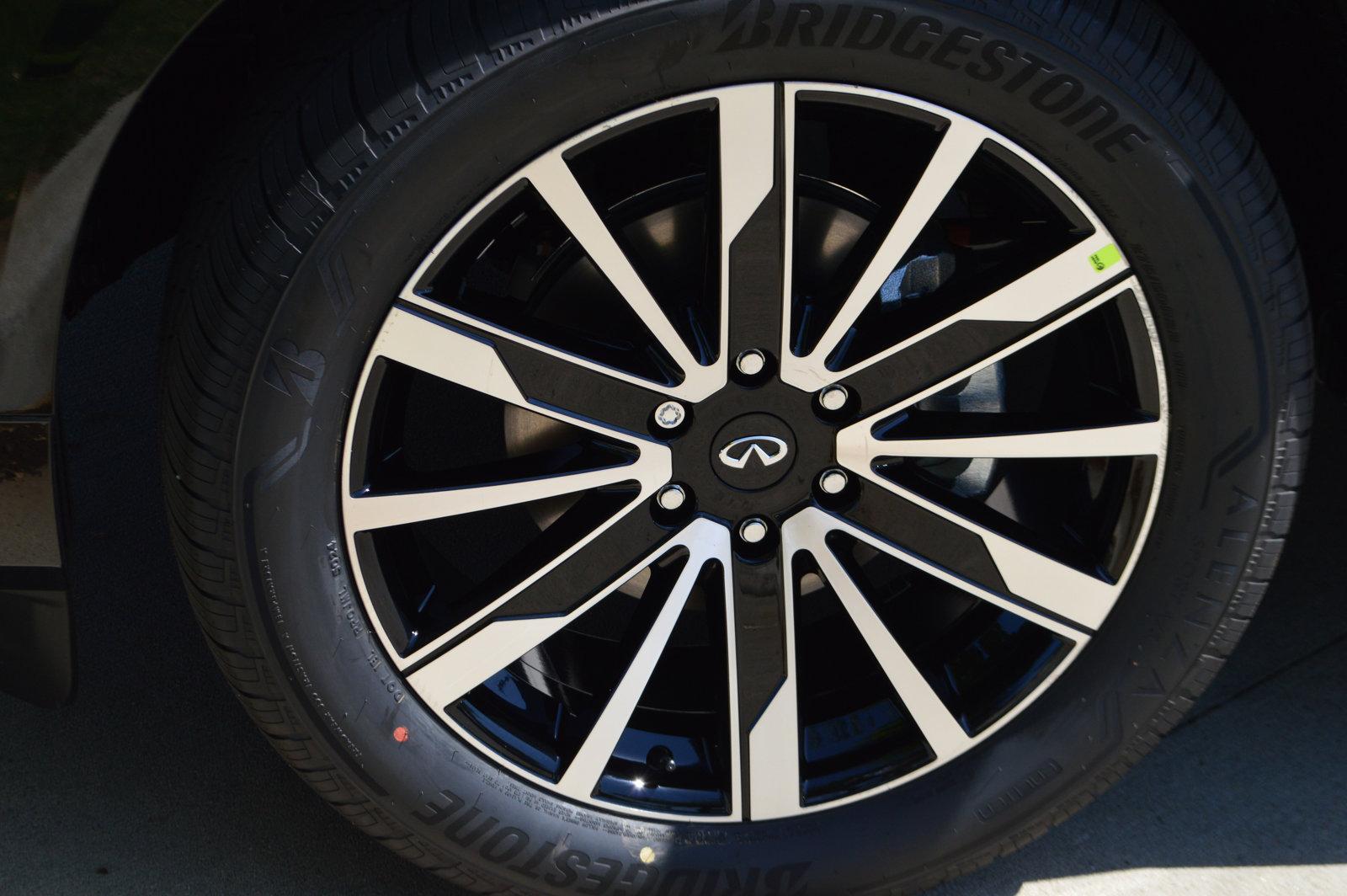 2025 INFINITI QX80 Vehicle Photo in Houston, TX 77090