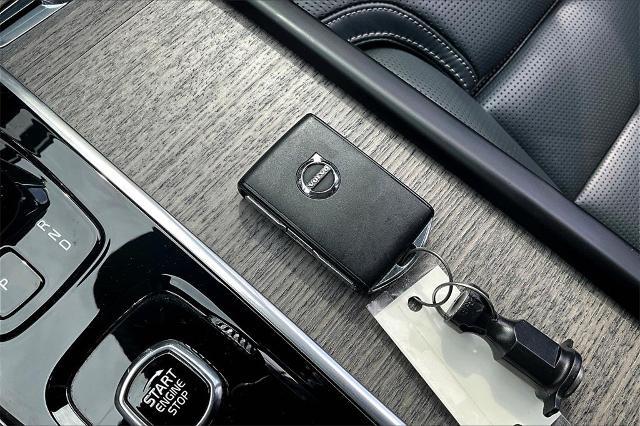 2023 Volvo XC90 Recharge Plug-In Hybrid Vehicle Photo in San Antonio, TX 78230