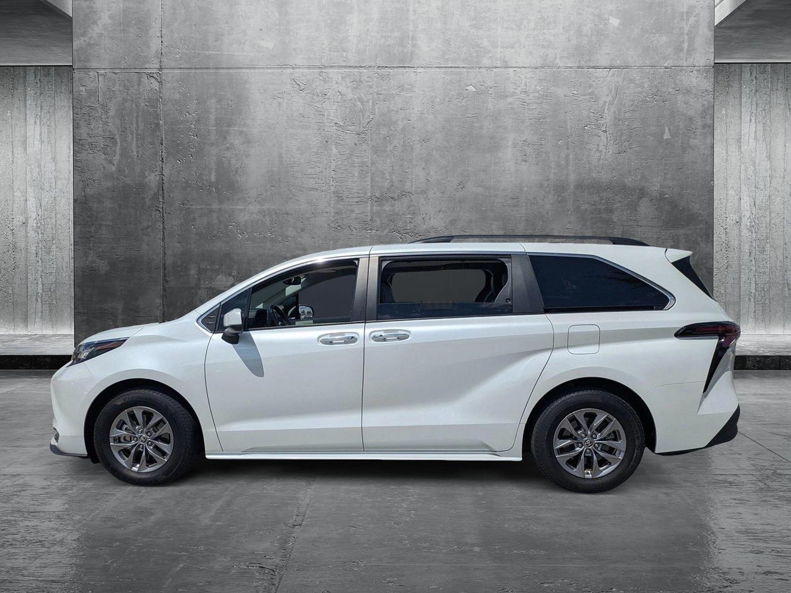 2023 Toyota Sienna Vehicle Photo in Winter Park, FL 32792