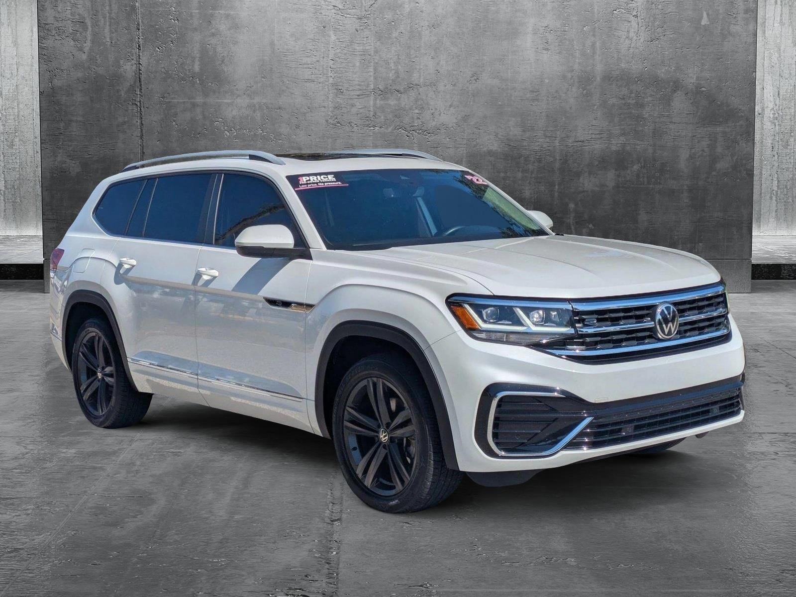 2022 Volkswagen Atlas Vehicle Photo in Sarasota, FL 34231
