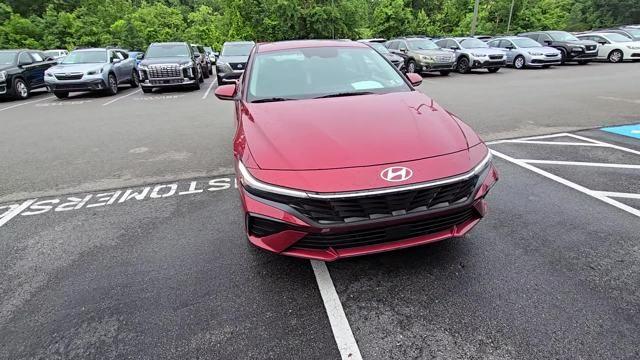 2024 Hyundai ELANTRA Vehicle Photo in Pleasant Hills, PA 15236