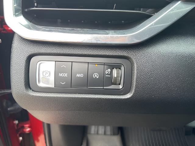 2024 GMC Acadia Vehicle Photo in MANITOWOC, WI 54220-5838