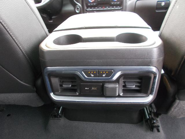 2023 GMC Sierra 2500 HD Vehicle Photo in LOWELL, MA 01852-4336