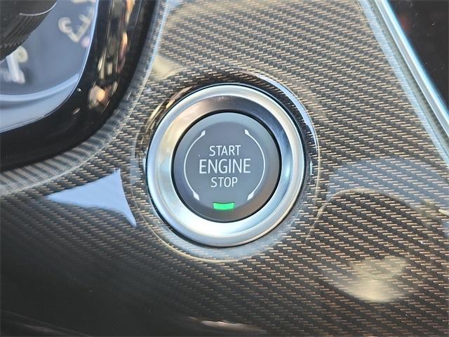 2025 Cadillac XT6 Vehicle Photo in ALLENTOWN, PA 18103-7399