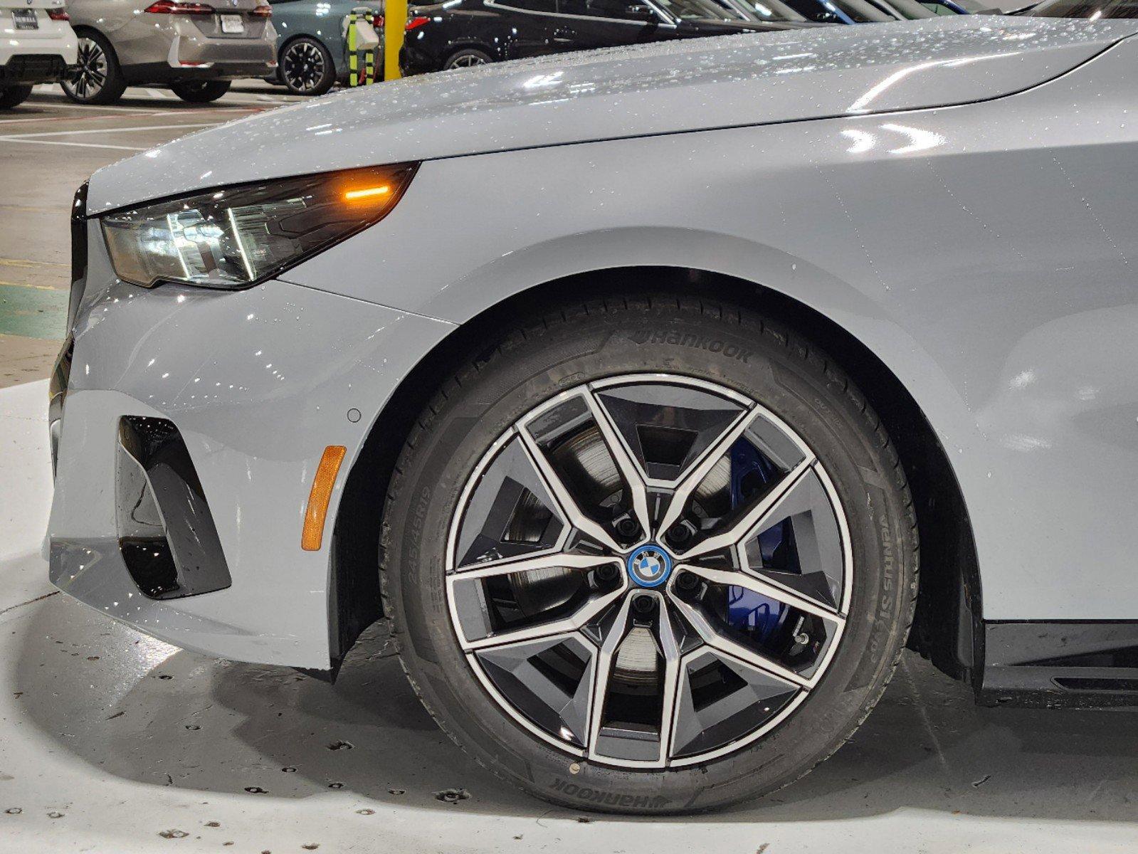 2025 BMW i5 Vehicle Photo in GRAPEVINE, TX 76051