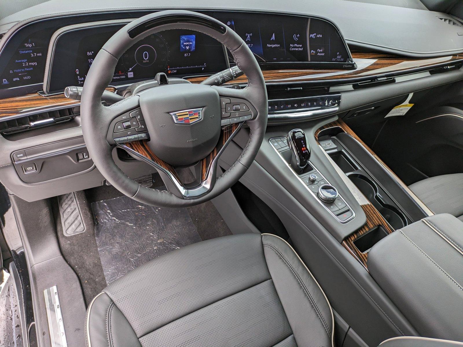 2024 Cadillac Escalade Vehicle Photo in WEST PALM BEACH, FL 33407-3296