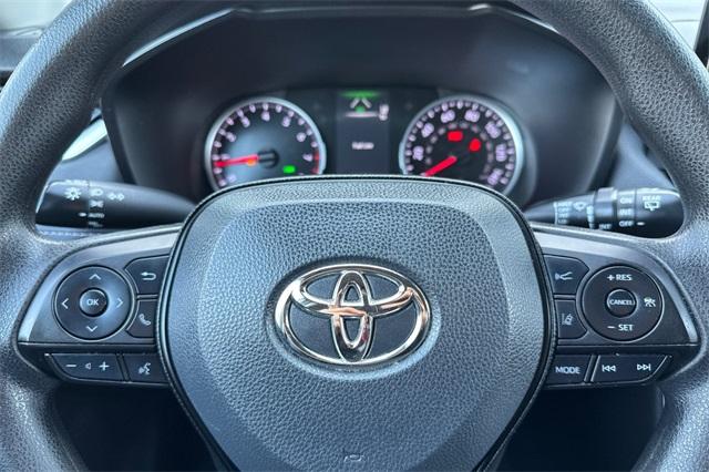 2022 Toyota RAV4 Vehicle Photo in ELK GROVE, CA 95757-8703