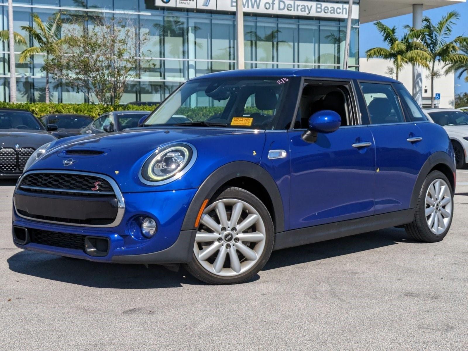 2019 MINI Cooper S Hardtop 4 Door Vehicle Photo in Delray Beach, FL 33444