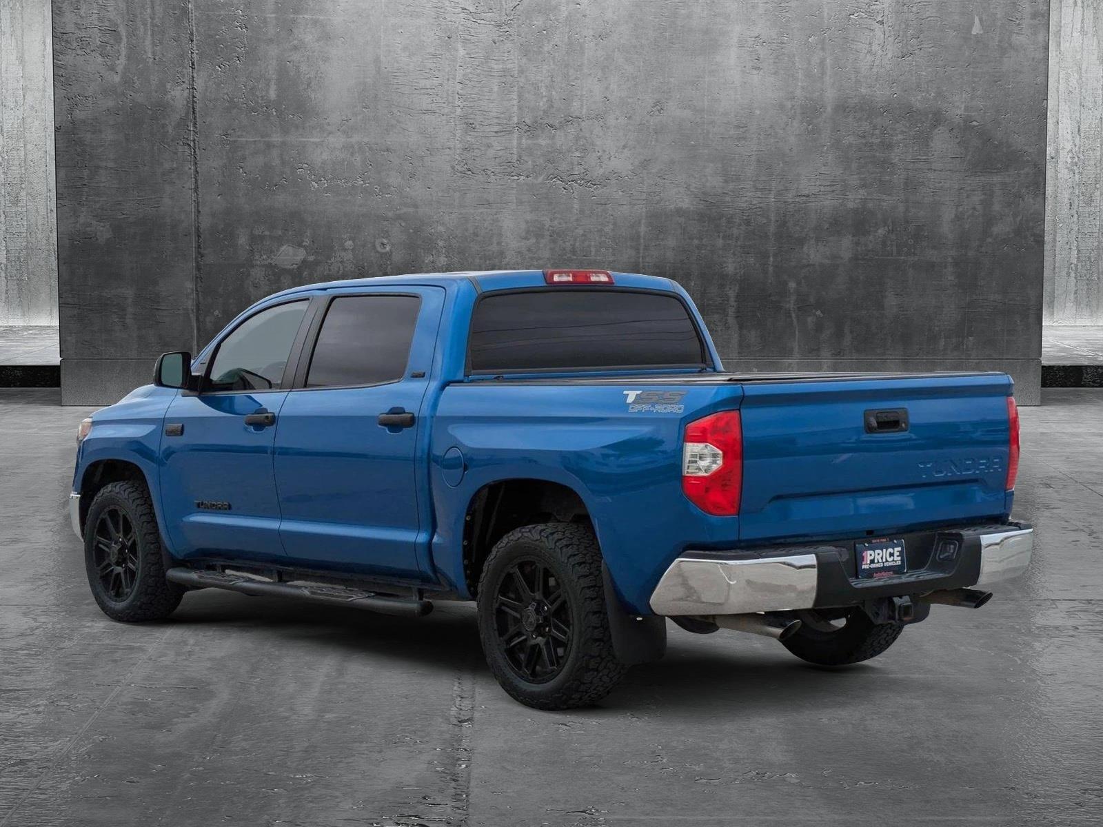 2018 Toyota Tundra 2WD Vehicle Photo in Corpus Christi, TX 78415