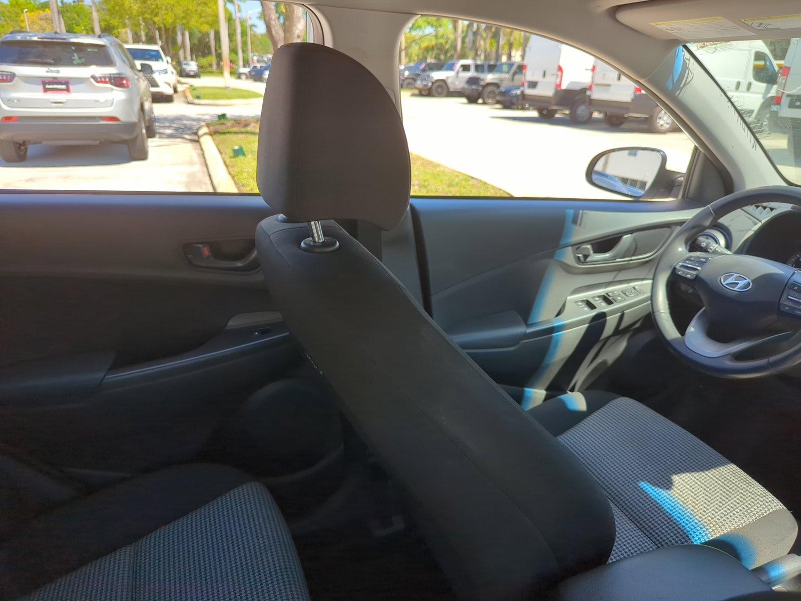 2021 Hyundai KONA Vehicle Photo in Pembroke Pines, FL 33027