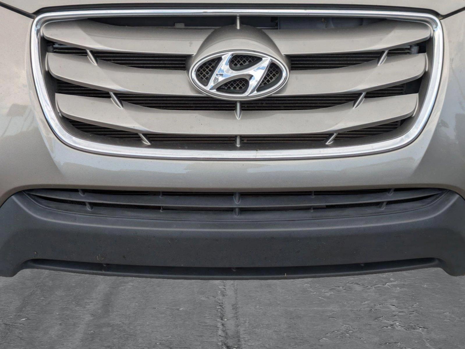 2011 Hyundai SANTA FE Vehicle Photo in Panama City, FL 32401
