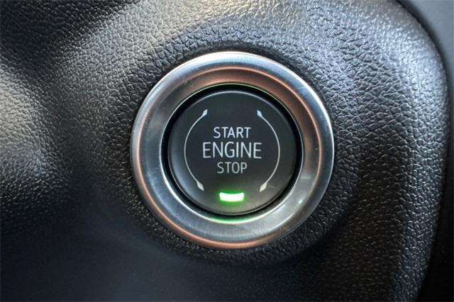 2025 GMC Sierra 1500 Vehicle Photo in ELK GROVE, CA 95757-8703