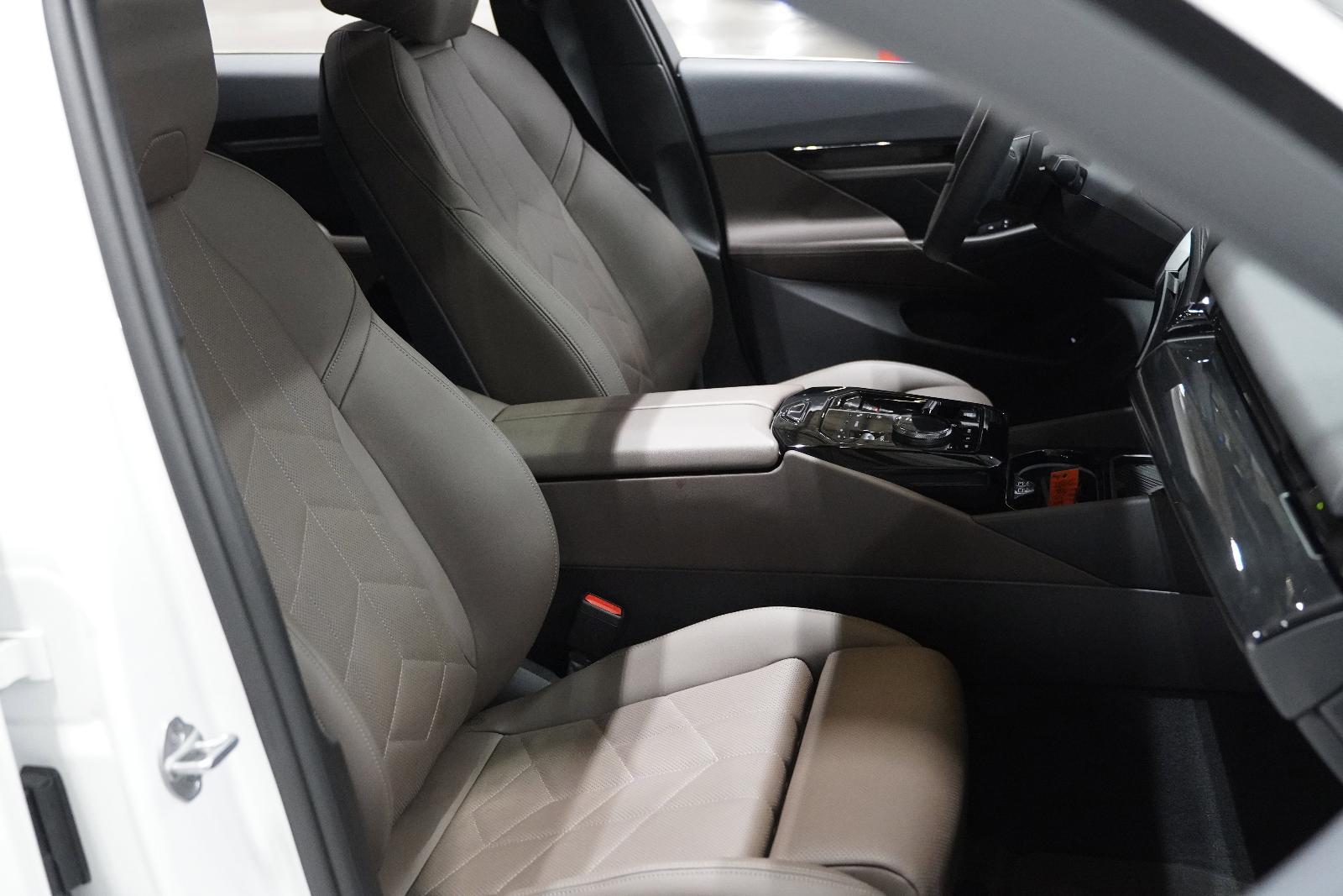 2024 BMW 530i xDrive Vehicle Photo in GRAPEVINE, TX 76051