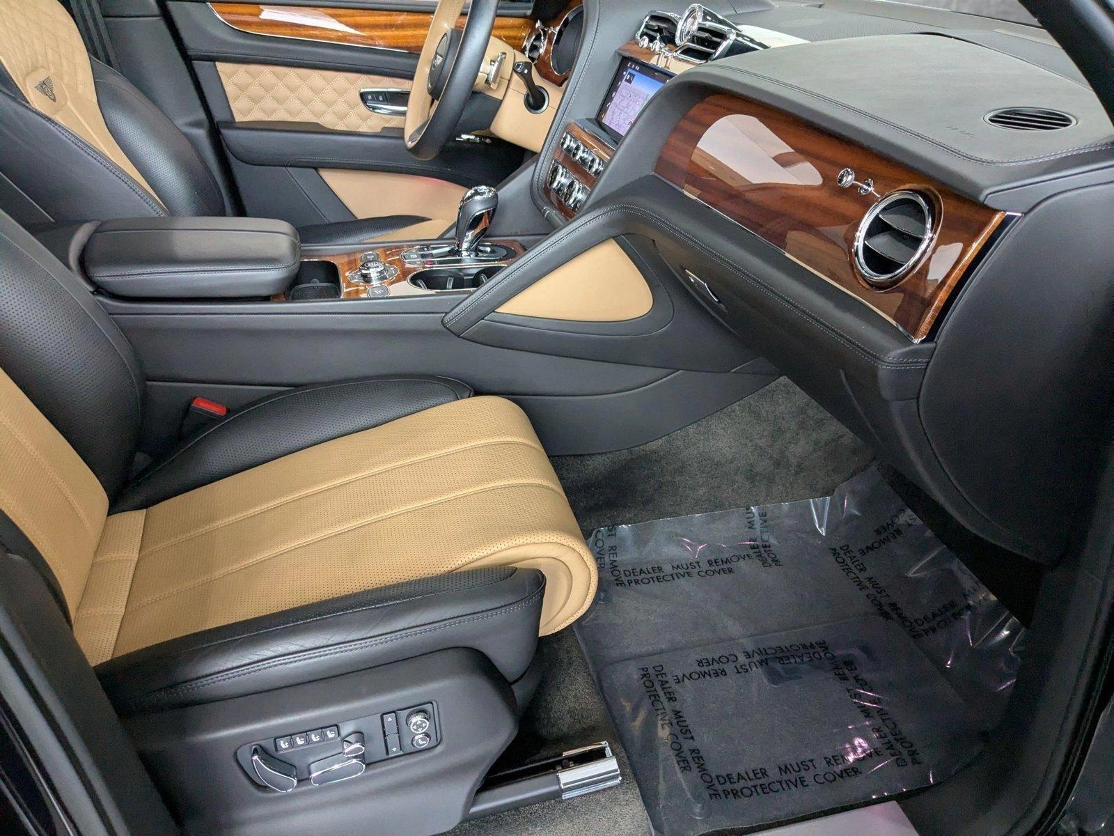 2021 Bentley Bentayga Vehicle Photo in Miami, FL 33169