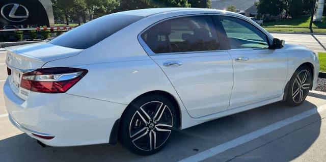 2017 Honda Accord Sedan Vehicle Photo in FORT WORTH, TX 76132