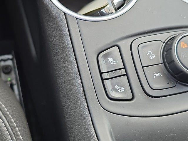 2022 GMC Terrain Vehicle Photo in Pleasant Hills, PA 15236