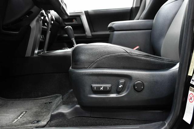 2015 Toyota 4Runner Vehicle Photo in DALLAS, TX 75235