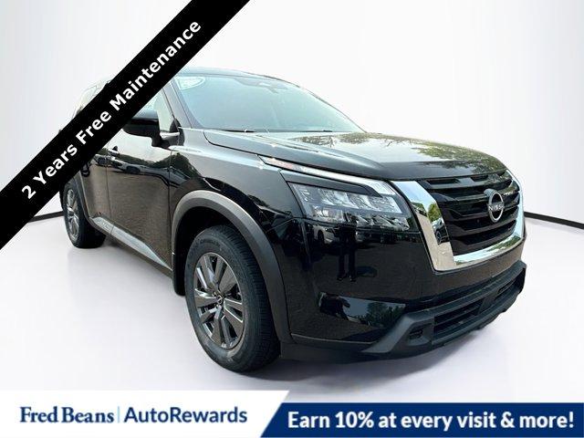 2025 Nissan Pathfinder Vehicle Photo in Flemington, NJ 08822