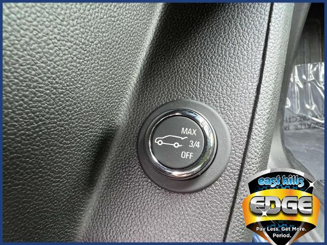 2022 Chevrolet Traverse Vehicle Photo in Roslyn, NY 11576